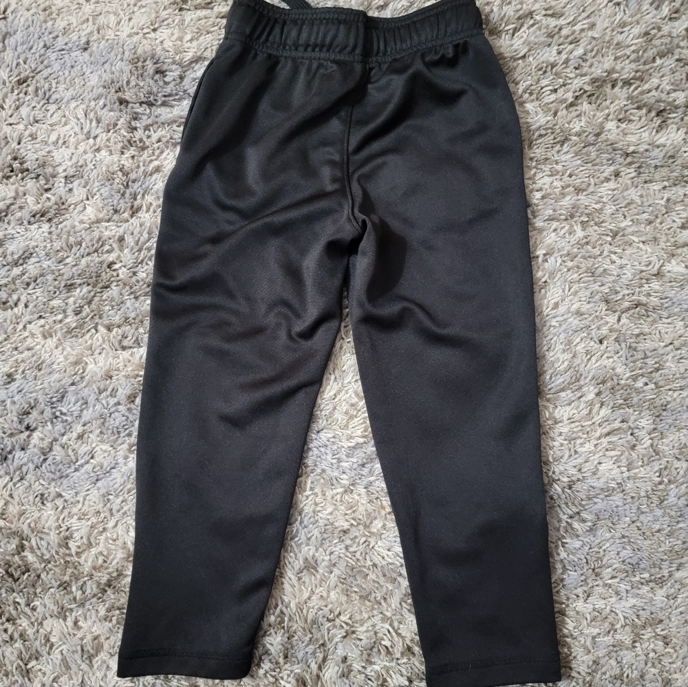 Boys athletic set bundle - Picture 8 of 9